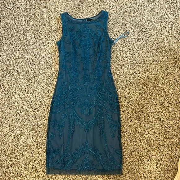 aidan mattox blue sequin dress Aidan Mattox Navy Blue Sequin Geometric Mesh Illusion Formal Dress Gow –  Queen City Resale